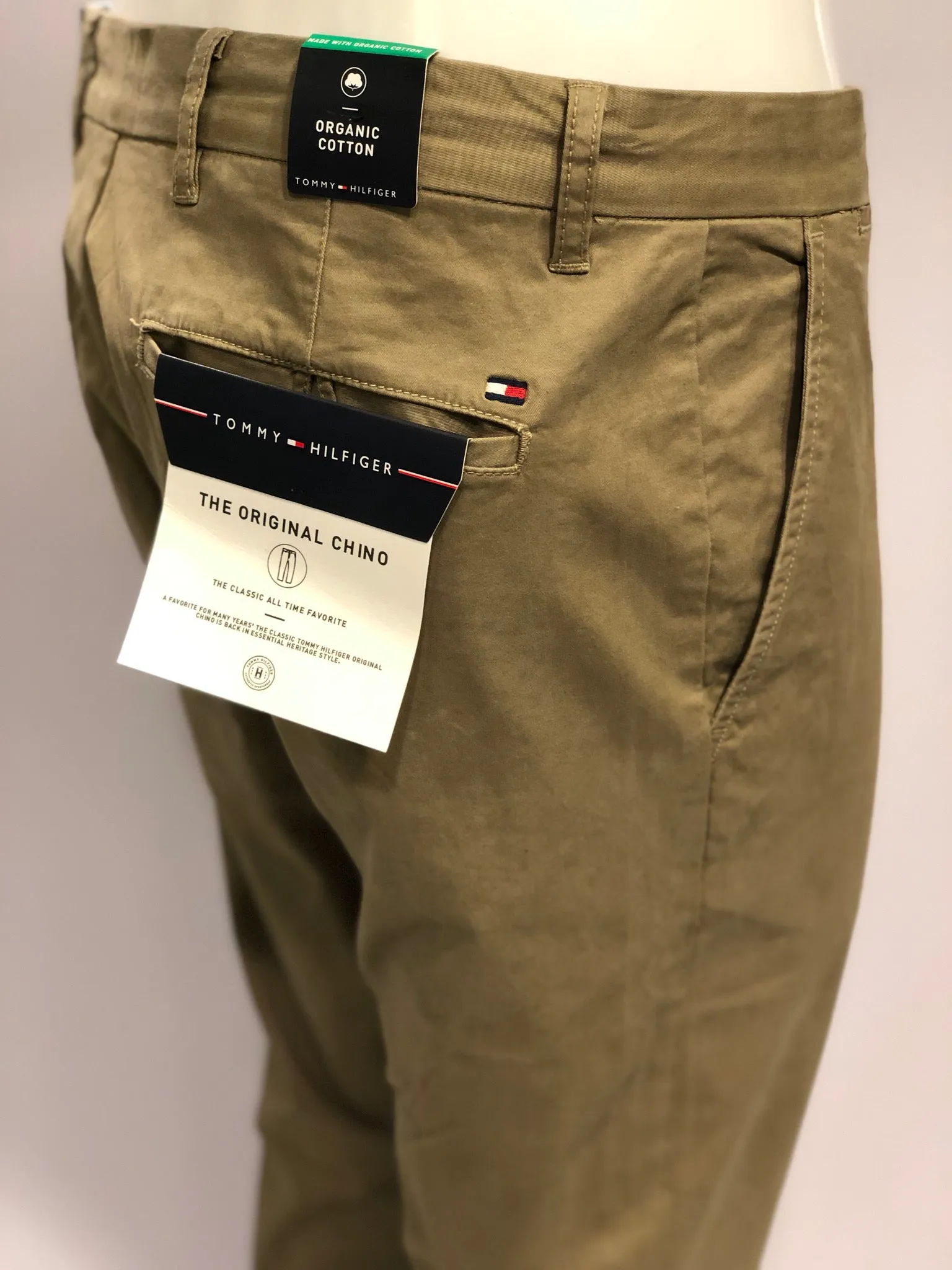 TH Bleecker Slim Fit Stretch Khaki Chinos
